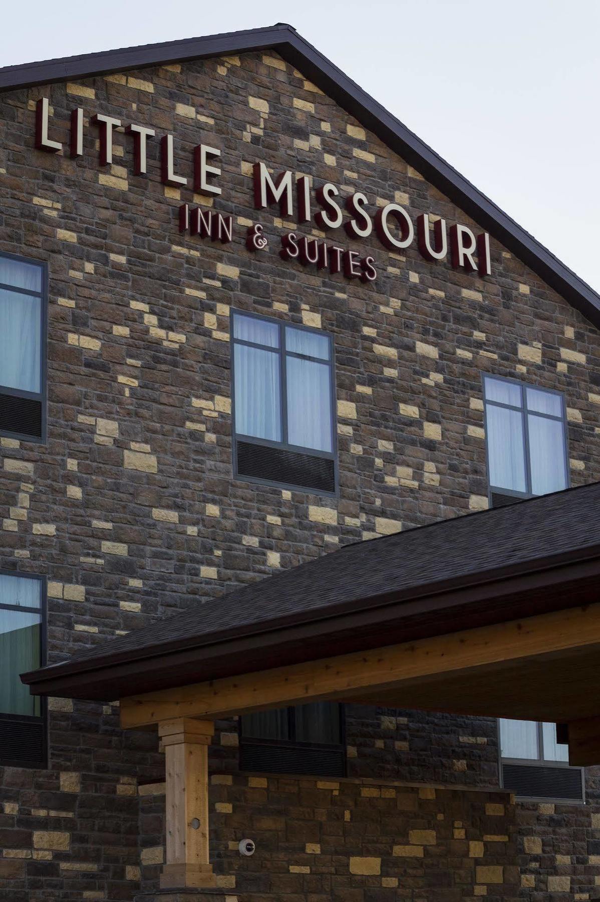 Little Missouri Inn & Suites New Town Zewnętrze zdjęcie